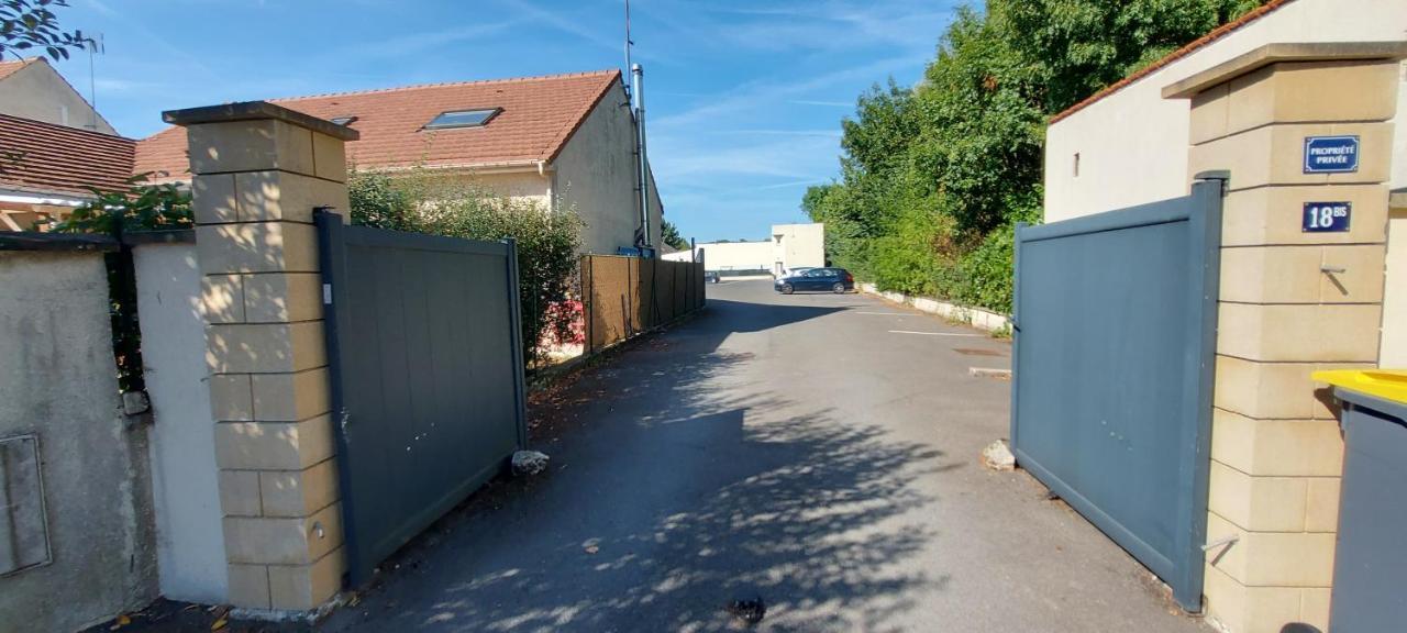 L'Amazonie - Roissy Cdg - Parc Asterix - Paris Apartment Moussy-le-Neuf Exterior photo